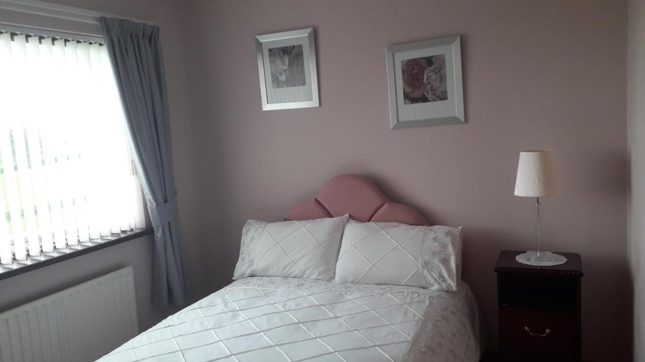 Gracey'S Hillside Lodge Ballyward ภายนอก รูปภาพ